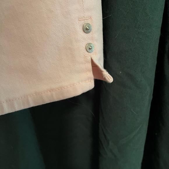 Pink capris - Picture 2 of 9